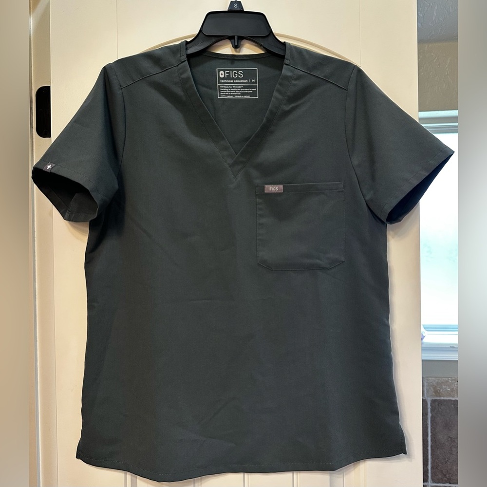 Figs Women’s Scrub Top Catarina sz M